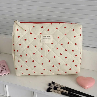 Ladies Zipper Quilting Make Up Bag Cosmetic Bag for Women Fashion Ins Heart Makeup Bag Pouch Small Large Toiletry Handbag Case