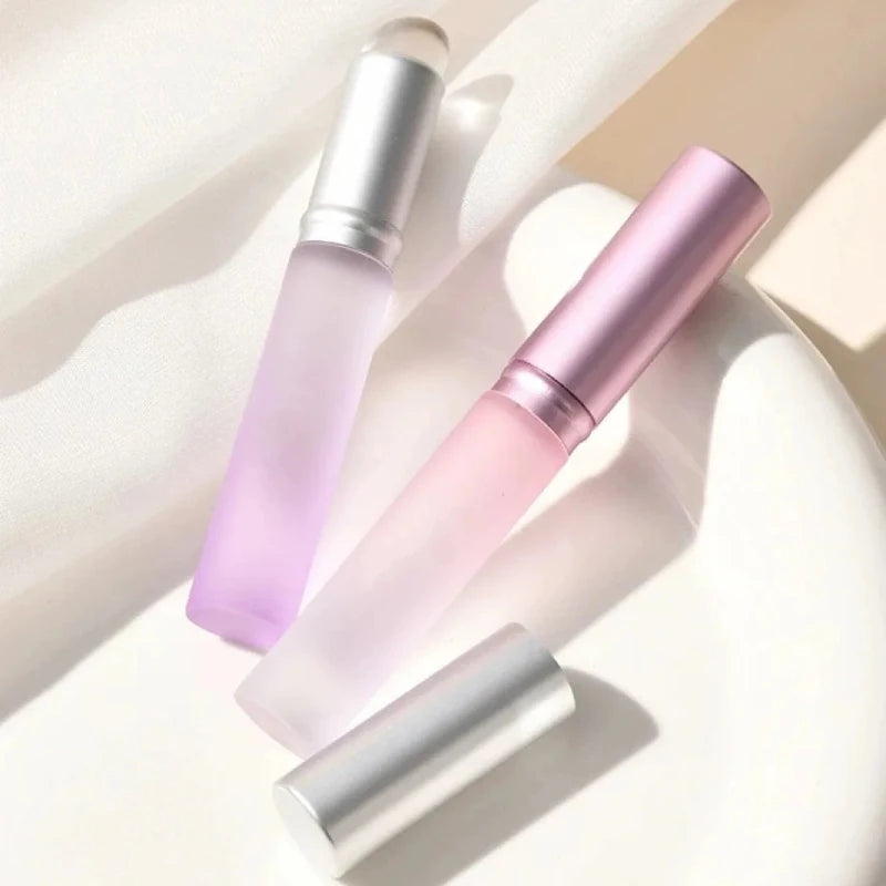 Mini Silicone Lip Makeup Brush Concealer Brushe With Cover Lip Mask Applicators Lip Gloss Brush Women Lipstick Brush Beauty Tool