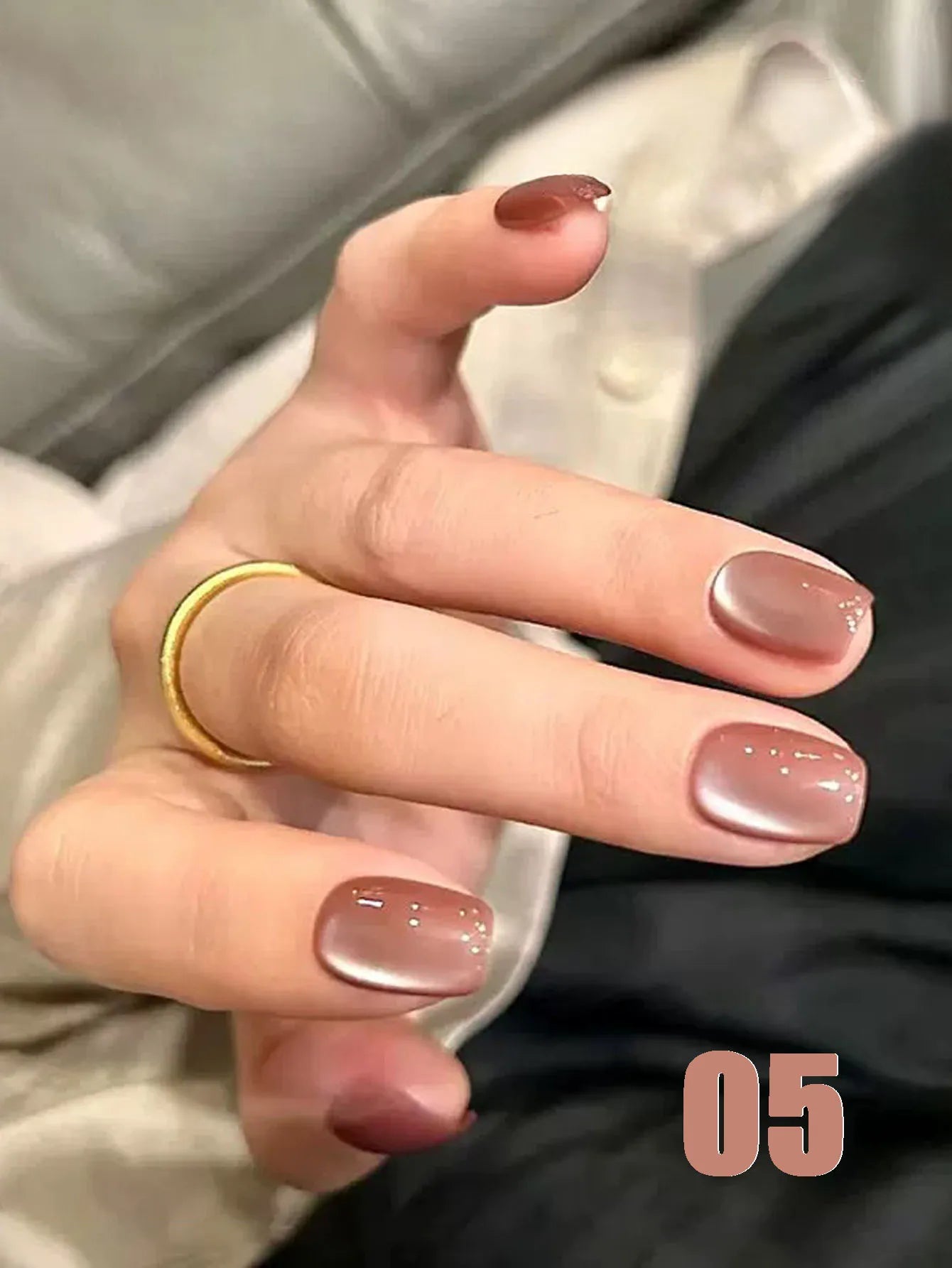 10ML 1-21PCS 2025 Autumn New Emerald Green Magnet Cat's Eye Gel Nail Polish Green Whitening Glass Bead Cat Eye Nail Polish