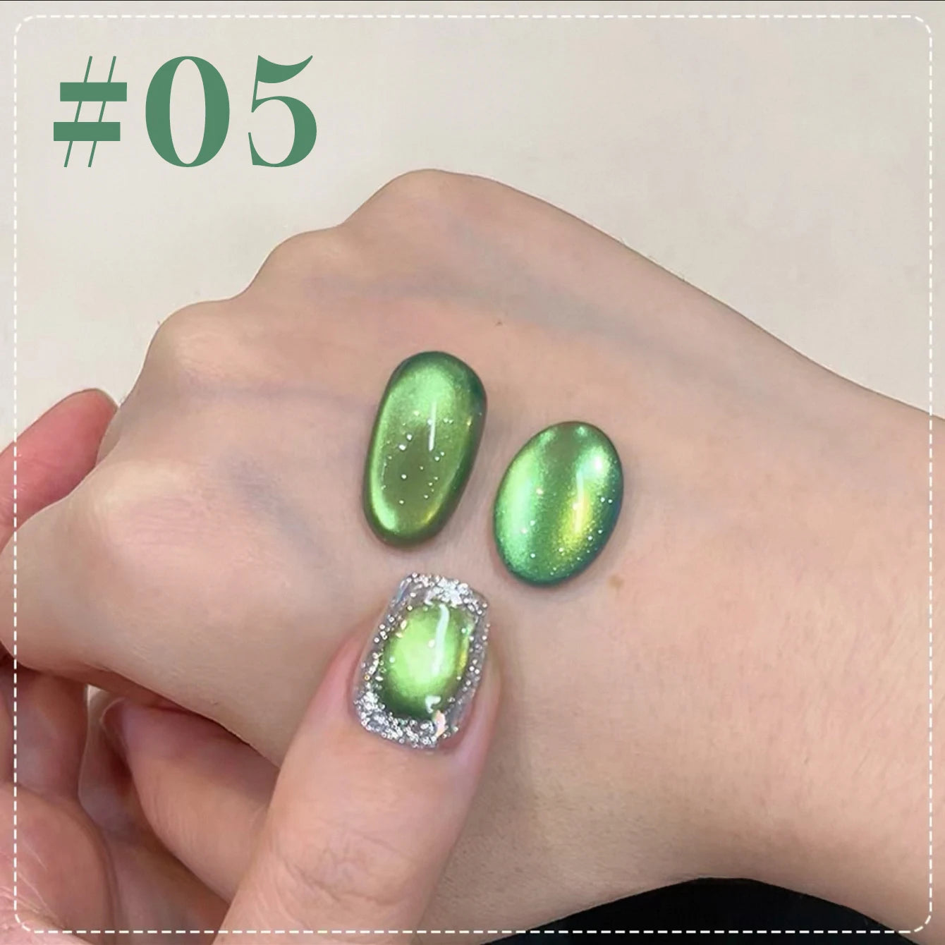 10ML 1-21PCS 2025 Autumn New Emerald Green Magnet Cat's Eye Gel Nail Polish Green Whitening Glass Bead Cat Eye Nail Polish
