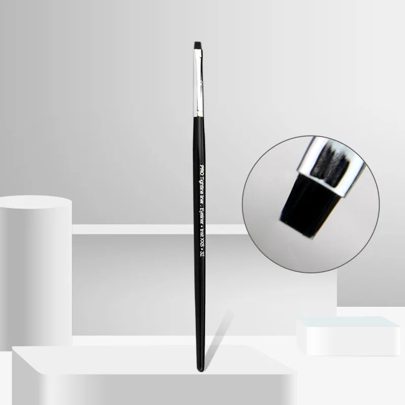 Good Quality SEP #32 PRO Tightline Liner Brushes Small Precision Flat Eyeliner Makeup Brush Makeup Artist