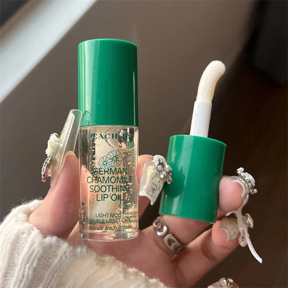 German chamomile lip oil, lightweight and moisturizing, double moisturizing and caring for lips, autumn and winter lip care
