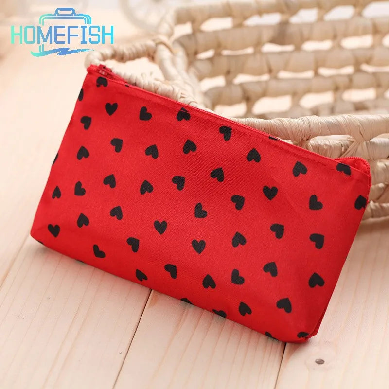 HOMEFISH Heart Pattern Zipper Makeup Bag Fashion Design Multi-Functional Bag Using As Cosmetic Pouch Or Travel Purse For Women