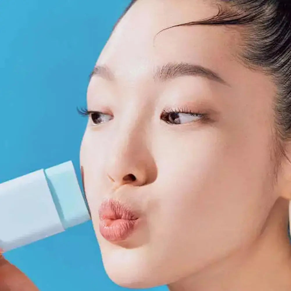 Sunscreen Refreshing Moisturizing Natural Concealer Anti-ultraviolet Cotton Protection Stick Easy Carry Brighten Skin Makeup
