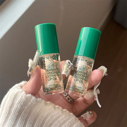 German chamomile lip oil, lightweight and moisturizing, double moisturizing and caring for lips, autumn and winter lip care