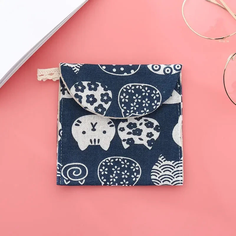 Embroidered Letter Tampon Storage Bag Sanitary Pad Pouch Girls Cosmetic Bags Makeup Lipstick Key Earphone Data Cables Organizer
