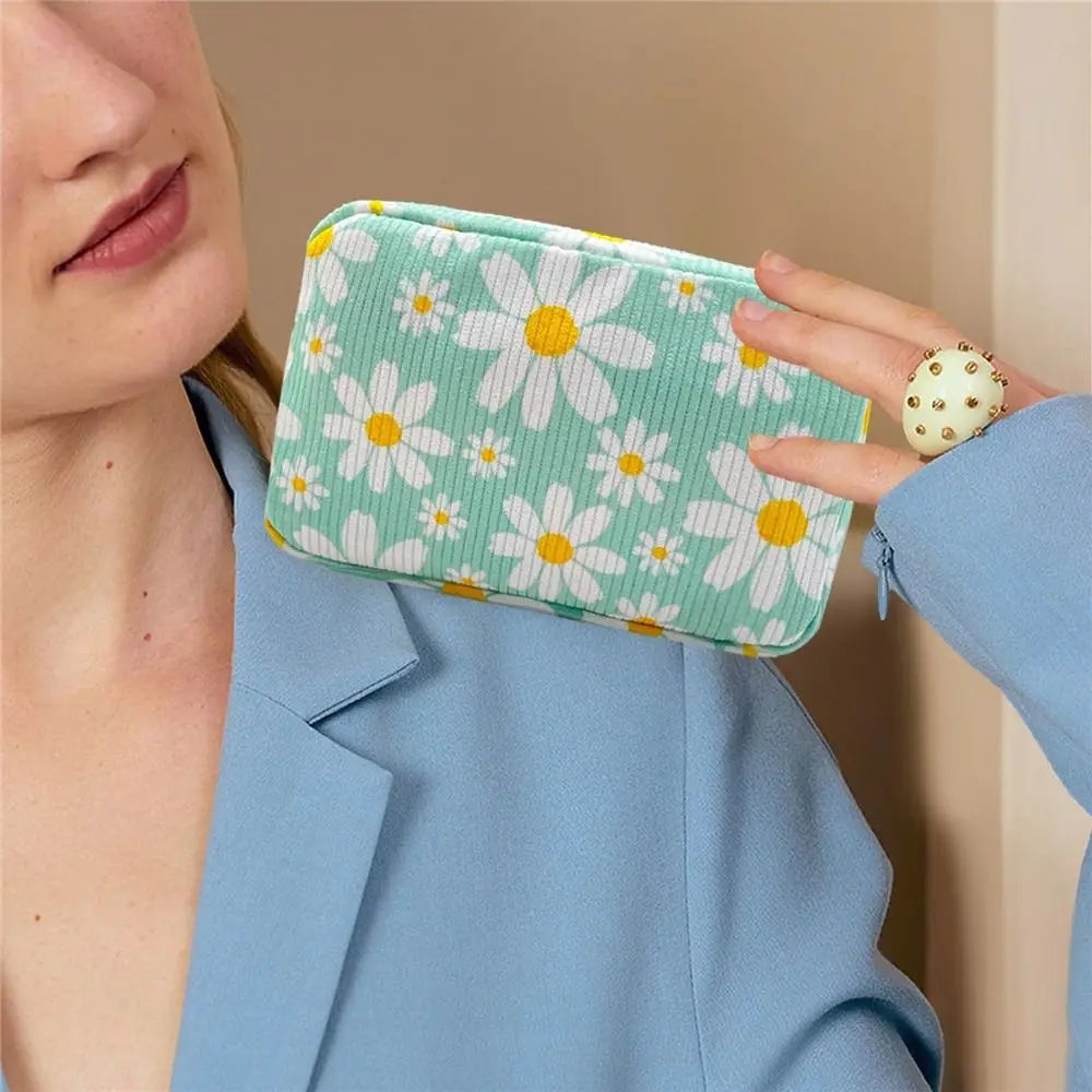 Trendy Large Capacity Corduroy Makeup Bag Travel Printed Toiletry Organizer Bag Makeup Brush Skincare Storage Bag for Women