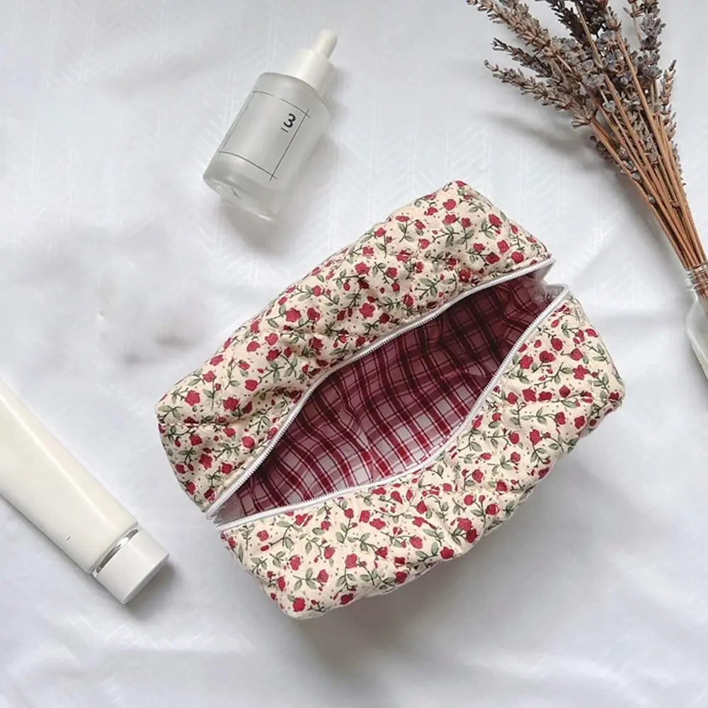 Trendy Large Capacity Corduroy Makeup Bag Travel Printed Toiletry Organizer Bag Makeup Brush Skincare Storage Bag for Women